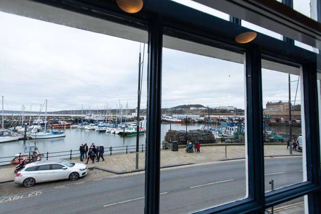 Herring Girl House - Harbourside Property, Sleeps 8 스카버러 외부 사진