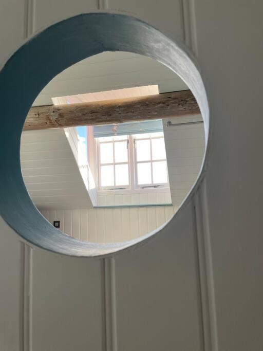 Herring Girl House - Harbourside Property, Sleeps 8 스카버러 외부 사진